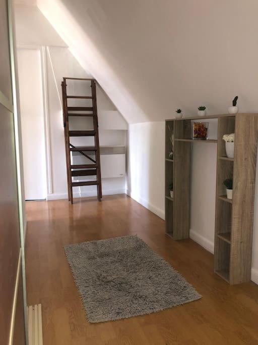 Ferienwohnung La Team Familly Vue Sur Le Mont St Michel Pontaubault Exterior foto